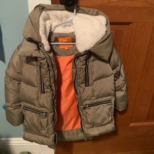 Kids size 4/5 Orolay down hooded coat.  Super stylish and barely worn.